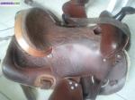 Plusieurs selles westerns - Miniature